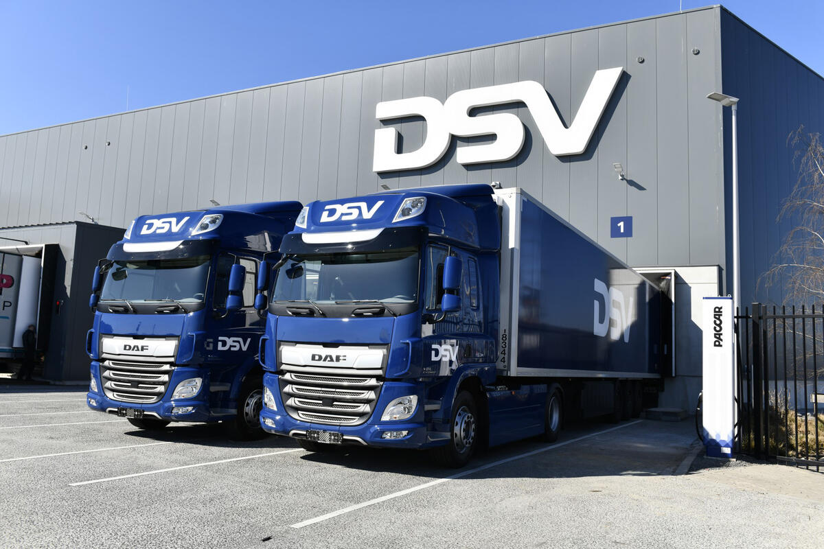 DSV ouvre un nouvel entrepôt neutre en énergie à l'aéroport de Bruxelles, marquant une nouvelle ère de croissance durable et d'expansion stratégique