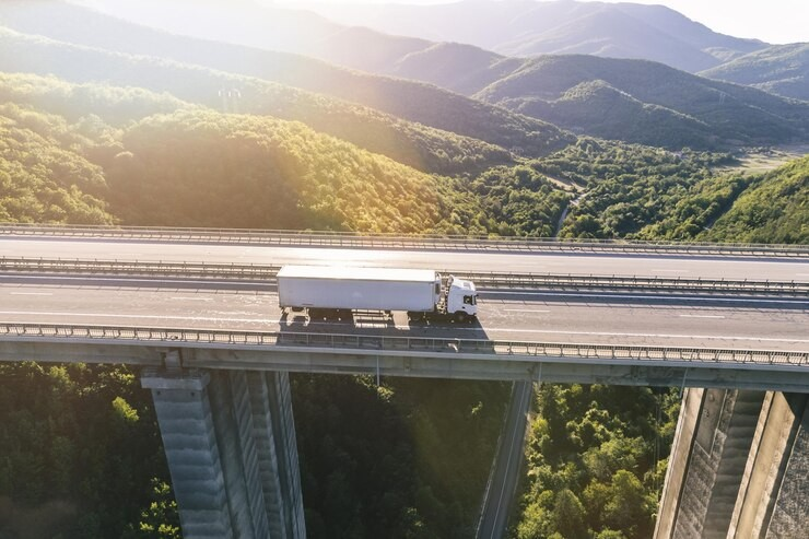 Coûts de transport en hausse: un défi pour la compétitivité du marché des entrepôts en Belgique