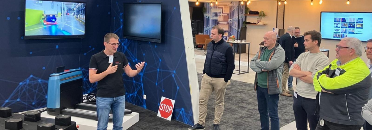 Maximiser l'efficacité: la synergie entre l'automatisation et l'expertise humaine dans les entrepôts modernes