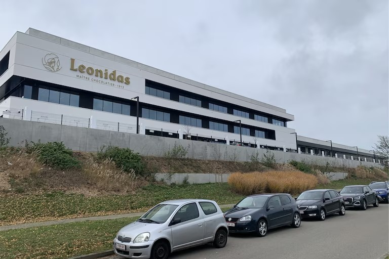 Leonidas investit 70 millions d’euros à Nivelles et centralise production, bureaux et logistique
