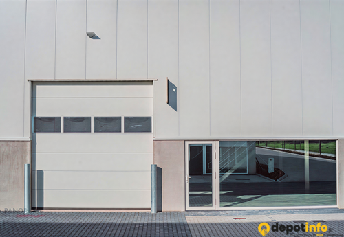 Entrepôts à louer %nom_de_la_propriété%
