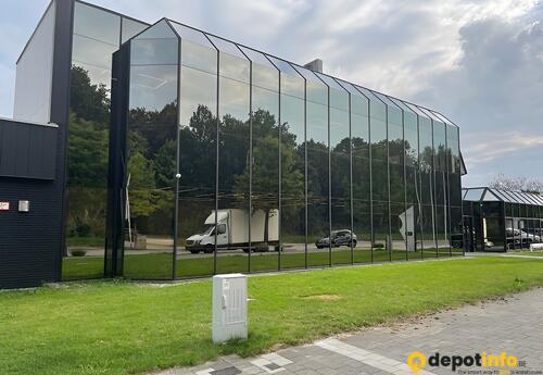 Entrepôts à louer %nom_de_la_propriété%
