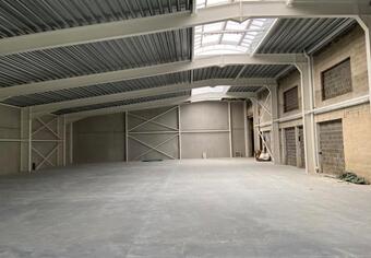Entrepôt 500 m²