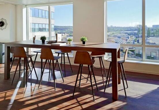 Regus West Basilix