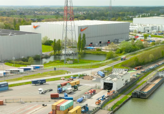 Dynamique du marché à Ham et Laakdal: la restructuration de Nike et son impact sur la logistique et les talents technologiques