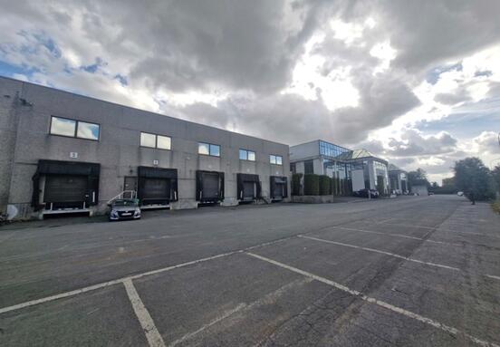 Entrepôt de 3730 m² à louer à Braine-le-Château