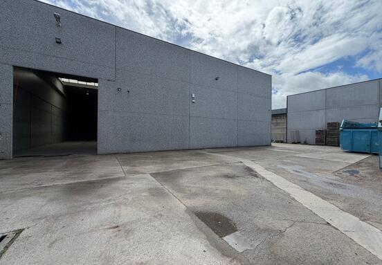 Entrepôt à louer 720 m² - Zulte