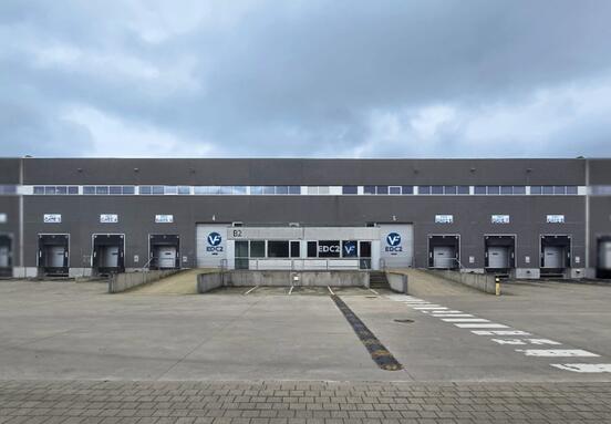 Entrepôt à louer 6561 m² - Sint-Niklaas