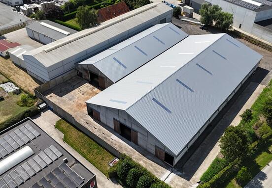 Entrepôt à louer 4000 m² - Zwevezele
