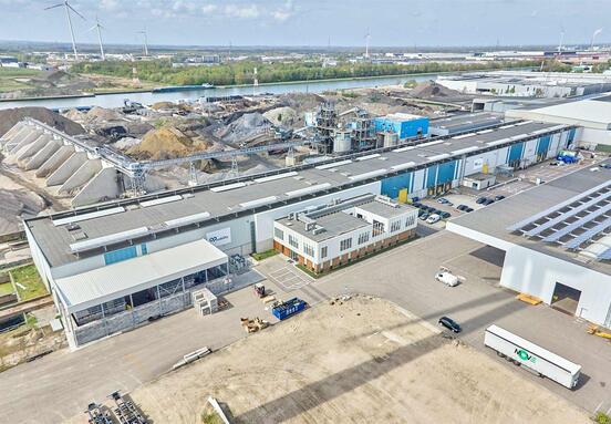 Entrepôt à louer 7200 m² - Genk