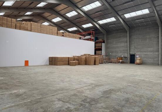 Entrepôt de 486 m² à louer à Bornem