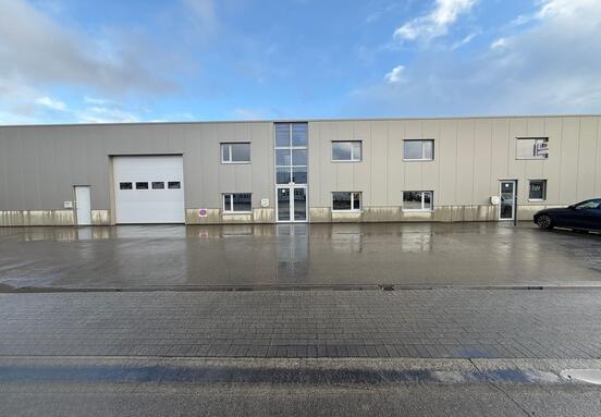 Entrepôt à louer 1050 m² - Kruisem